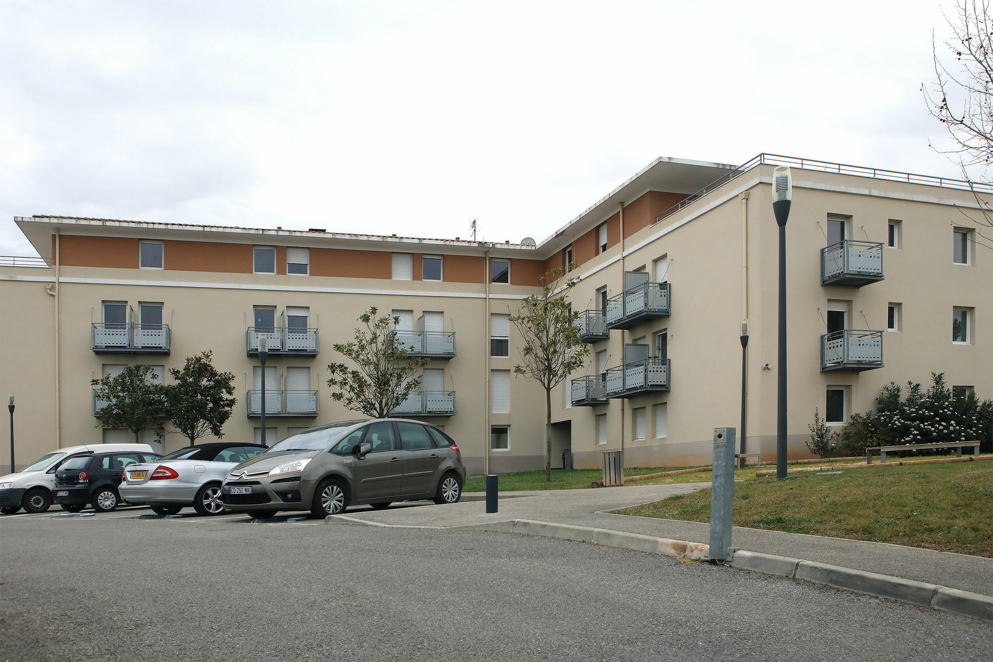 Apparteo Aix-En-Provence Luaran gambar